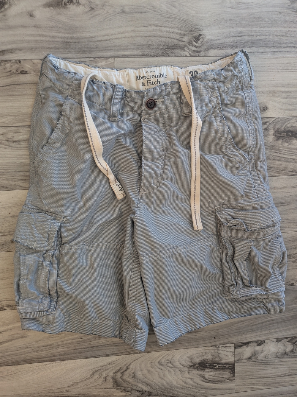 Abercrombie & Fitch Men’s Blue White Stripe Cargo Shorts Y2K Size 30